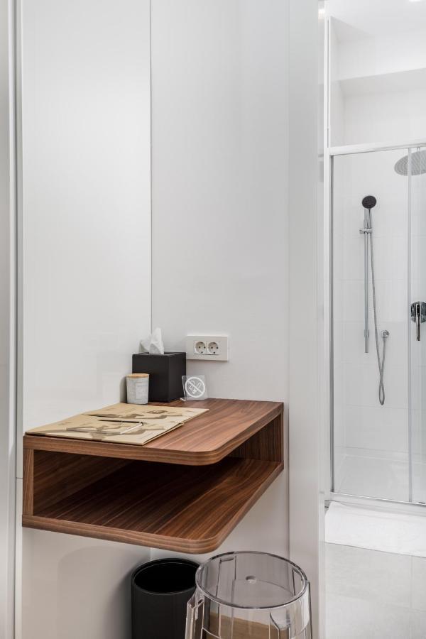 Ola Luxury Apartment *