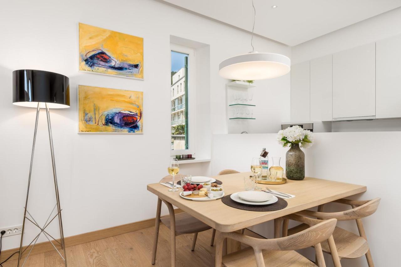 Ola Luxury Apartment